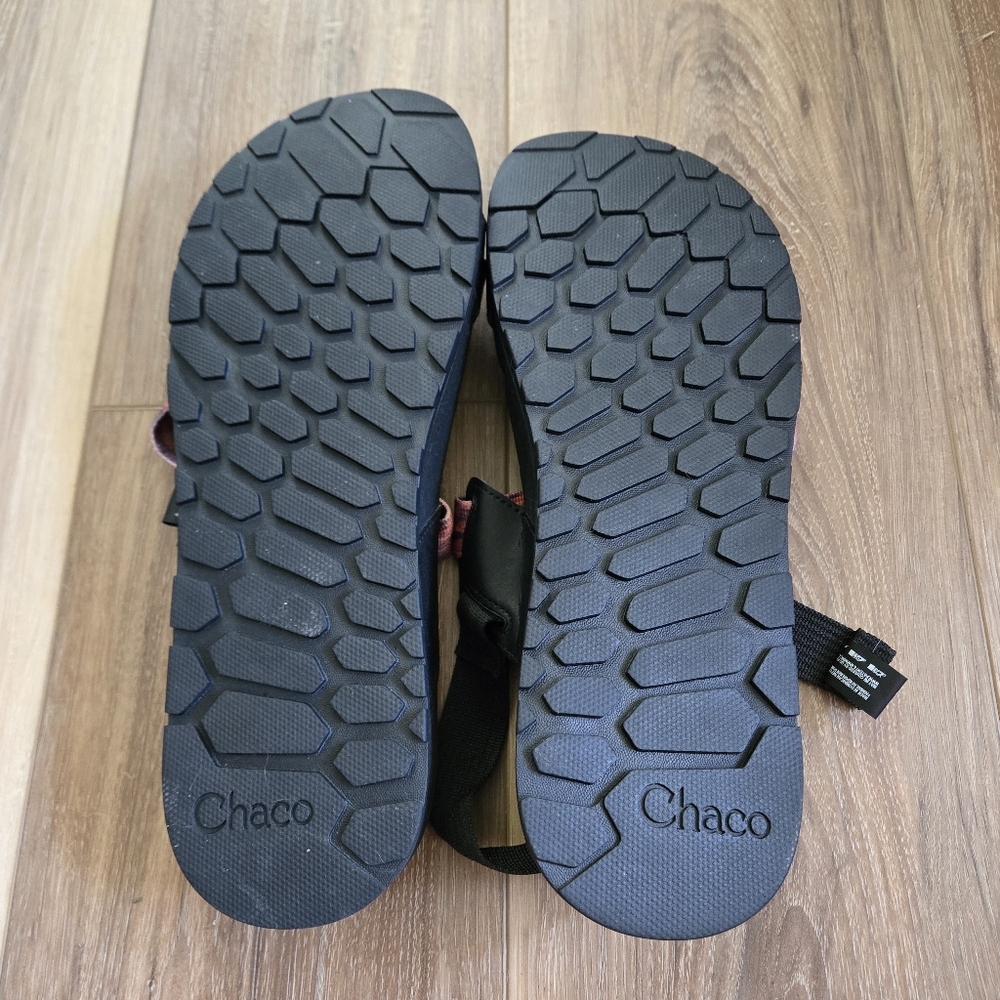NWOB Chaco Men’s Lowdown Sandal in Faded Sparrow Size 13 Black And Salmon - Picture 7 of 11
